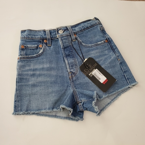 Levi's Ribcage High Rise Jeans - Picture 8 of 8